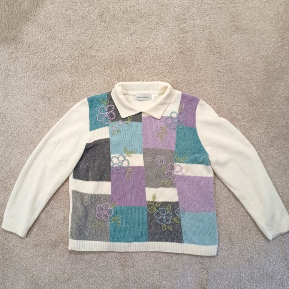 Alfred Dunner Floral Embroidered Beaded Sweater with Collar Grandmacore Size: L